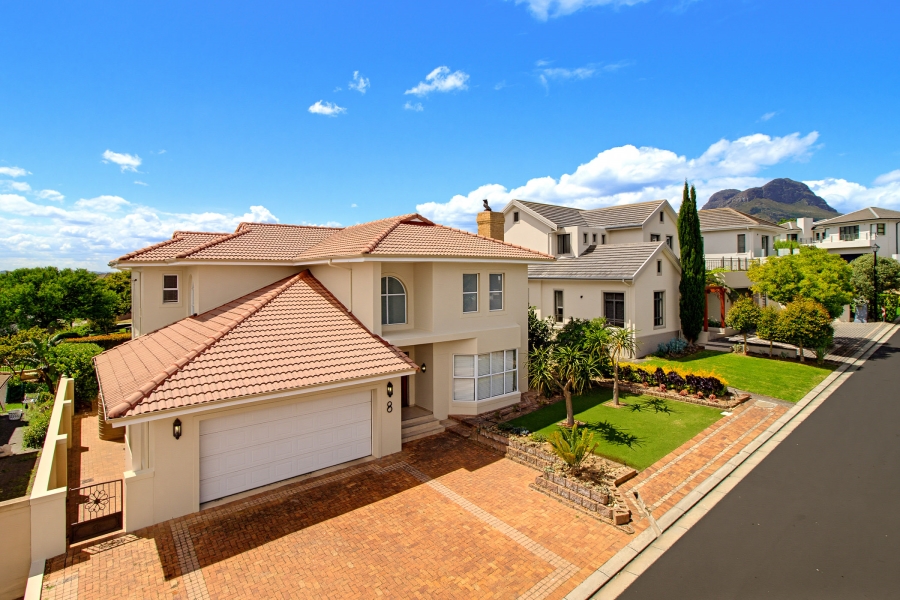 3 Bedroom Property for Sale in Steynsrust Western Cape